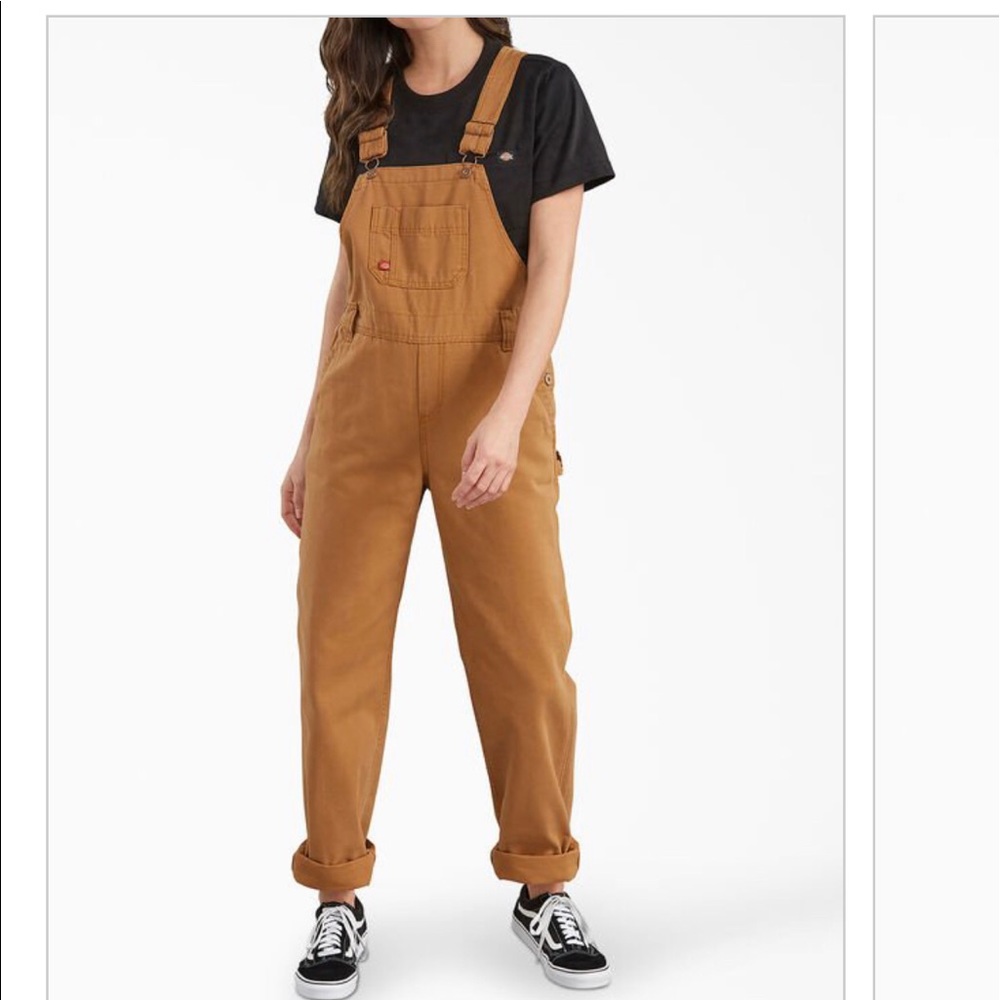 NWT Dickie’s Women’s Relaxed Fit Bib Overalls - ‘Brown Duck’ size M
